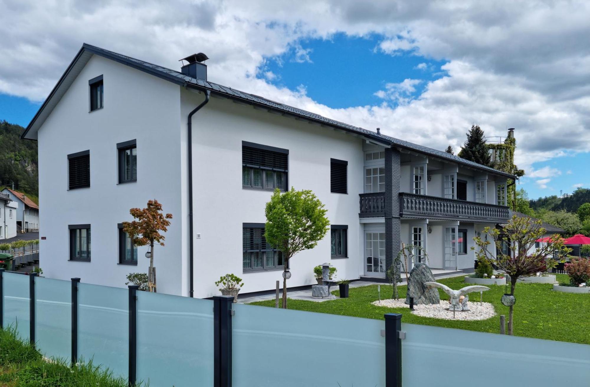 Gaestehaus Rettl Lavamünd エクステリア 写真